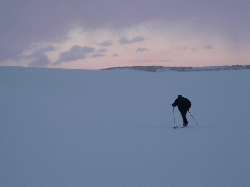 P1180263.JPG - Uphill skiing - Alastair Seagroatt