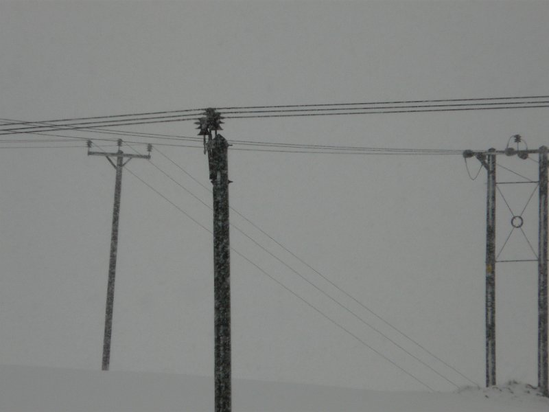 P1180293.JPG - Blizzard round the poles - Alastair Seagroatt