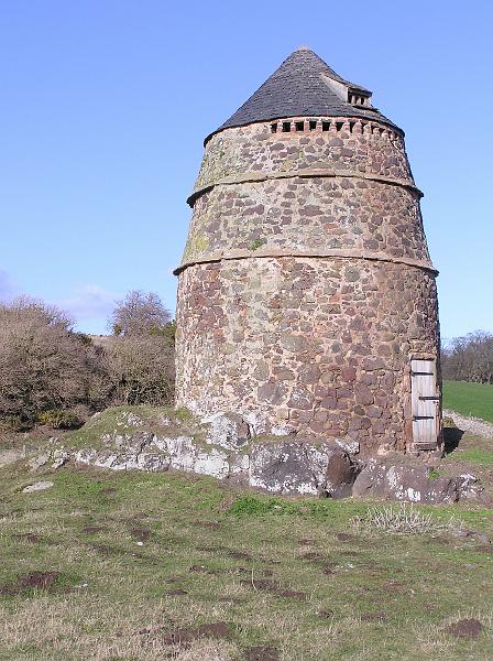 Drylaw Doocot.JPG